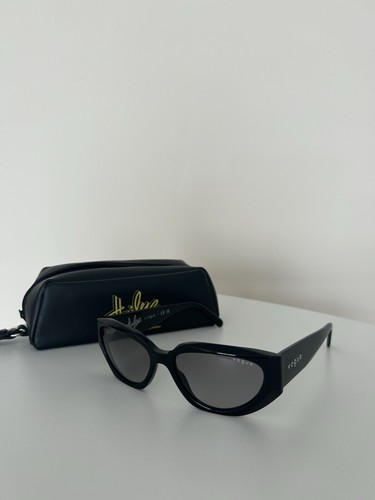 Hailey bieber vogue eyewear - bieber,