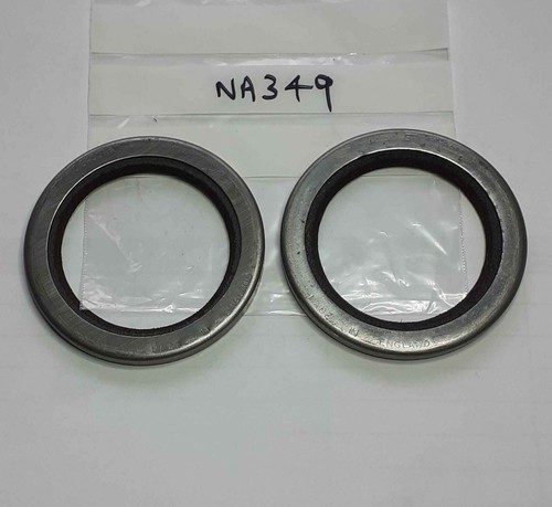Pair front hub - , oil