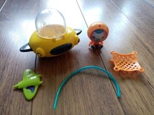 Octonauts Gup D Submarine with Barnacles Action Figure, Manta Ray & Accessories