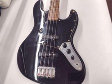 SQUIER JAZZ BASS Used Poplar body Maple neck Laurel fingerboard Black w/Gig case