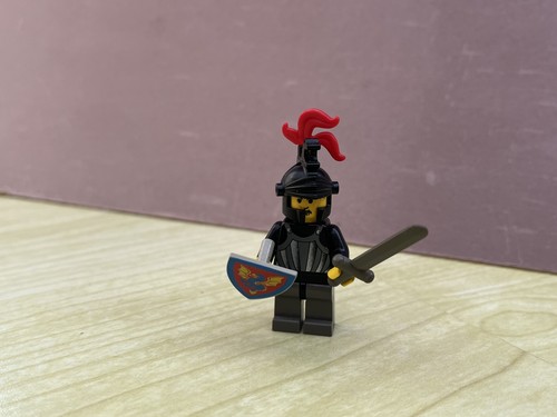 Lego castle minifigure - castle,