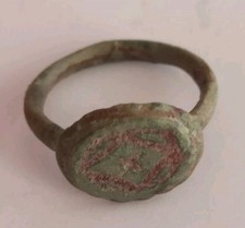 WEARABLE MEDIEVAL CRUSADERS