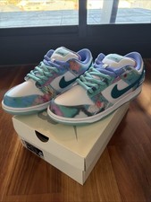 NIKE SB DUNK LOW FUTURA