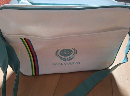 Retro cycling world - retro,