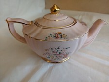 Vintage 40's Sadler Teapot (Pink Roses Gold Trim Hand Painted) Rare - See Images