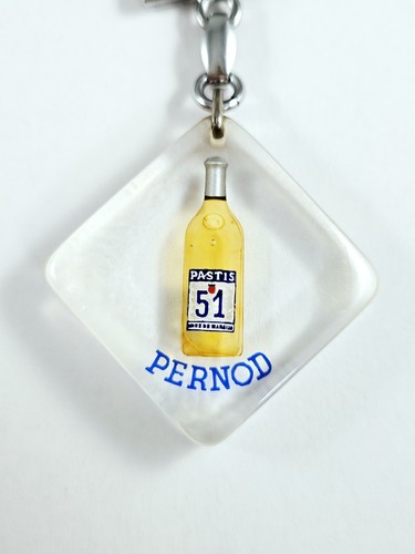 Keychain bourbon pernod - bourbon,