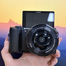 Sony Alpha a5000 Mirrorless