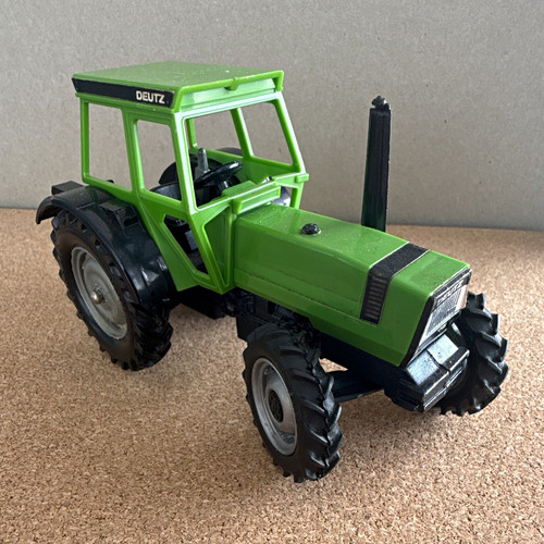 Britains deetail deutz tractor - britains,