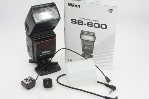 Nikon 600 speedlight - speedlight, flash