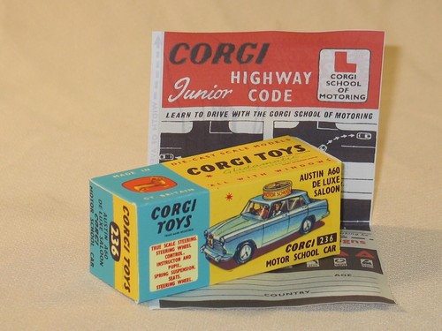 Corgi toys 236 motor school - toys,