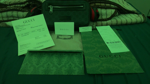 Gucci black leather - gucci, logo