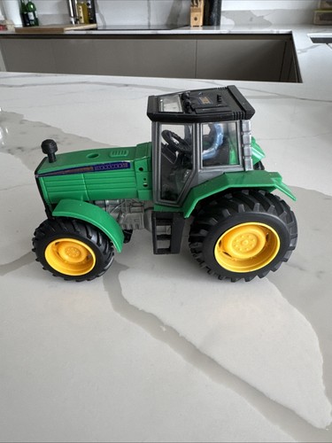 Unbranded tractor model 32 - unbranded,