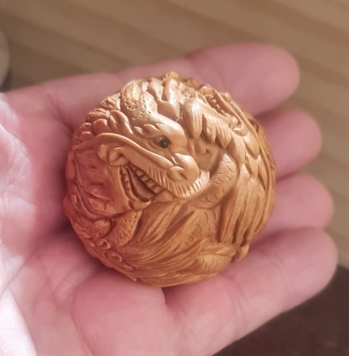 Netsuke boxwood ball - boxwood,