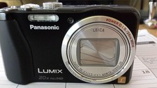 Panasonic LUMIX DMC-ZS19 Touch Screen 16GB SD Leica Lens 20X Optical Zoom Nice