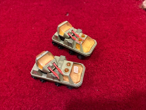 Matchbox adventure 2000 - 2000, x2