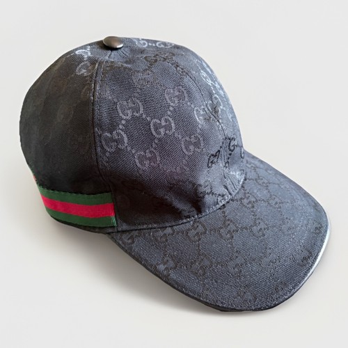 Authentic gucci monogram - gg,