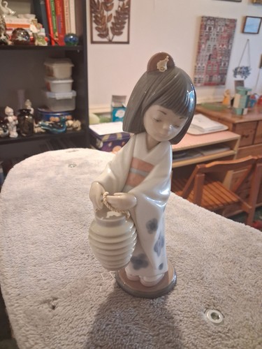 Ladro chinese girl - chinese,