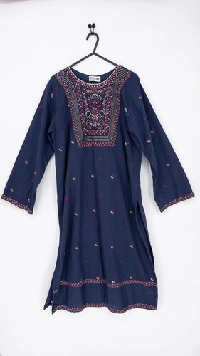 Casual lite navy - casual, embroidered