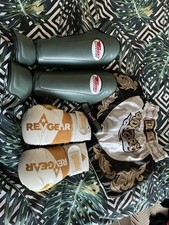 Muay Thai / Kickboxing Twins