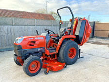 2013 KUBOTA STV36 COMPACT TRACTOR JOHN DEERE WITH LAWN MOWER DECK & COLLECTOR
