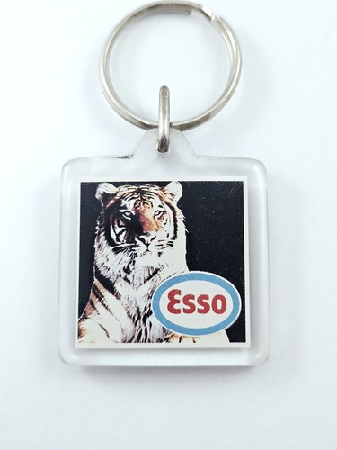 Esso racing oil - keychain, 1980s