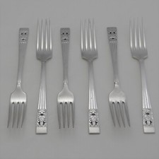 HAMPTON COURT Design Oneida