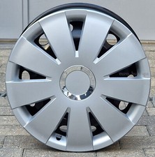 4x16" wheel trims, Hub Caps, Covers to fit Renault Trafic  ( NOT MASTER)+ badges