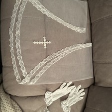 Vintage 1980s Girls Holy Communion Veil And Gloves