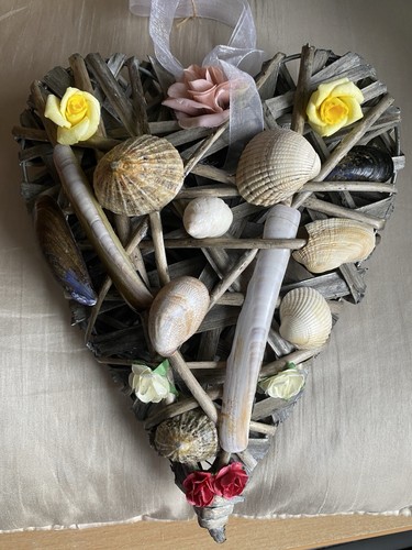 Wicker heart shaped wall - wicker,