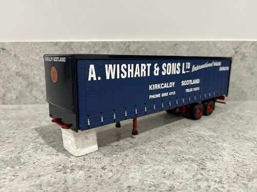 Corgi twin axle tautliner - corgi, twin-axle