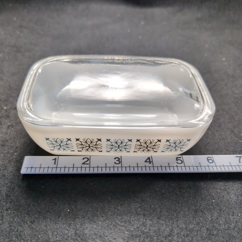 Pyrex vintage chelsea butter - vintage,