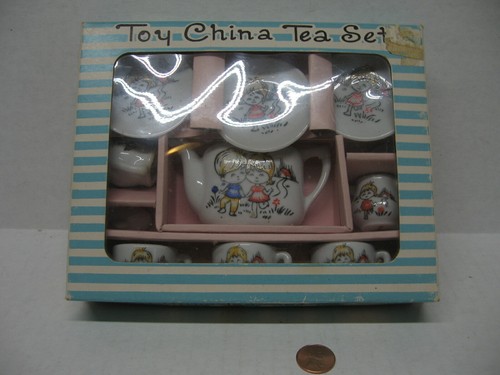 Vintage unbranded toy china - toy,