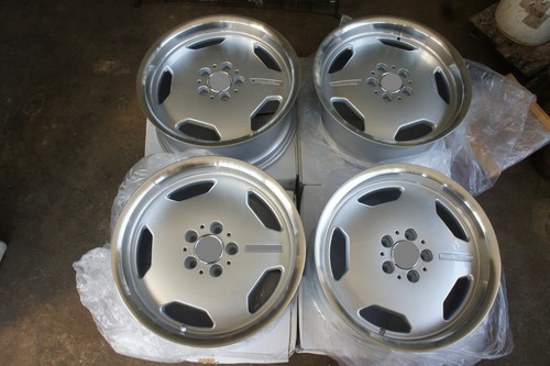 For r107 w124 - r107, r129