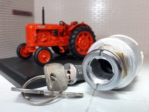 Nuffield 60 tractor - 10/42,