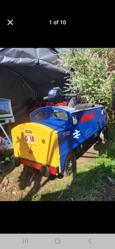 Tot rod ride - on, train