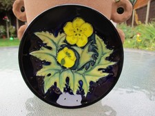 MOORCROFT  POTTERY.  BUTTERCUP