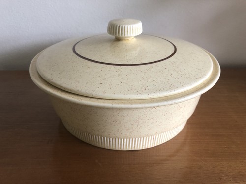 Poole pottery casserole dish - casserole,