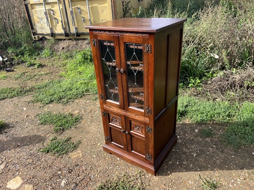 Vintage old charm - tudor, brown