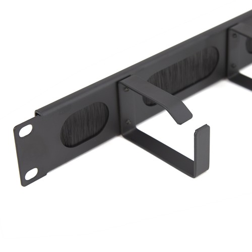 Ringed cable management bar - bar, 1u