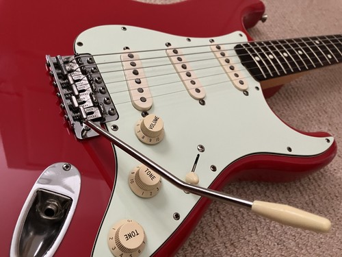 Fender stratocaster - (japan),