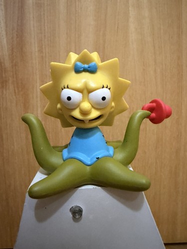 Maggie alien kidrobot the - kidrobot,
