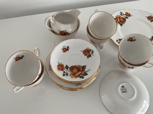 Vintage yellow rose tea set - rose,