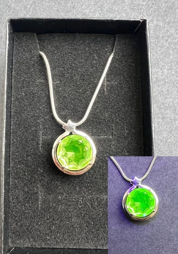 Uranium vaseline glass 925 - uranium,
