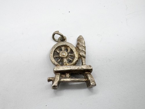 Vintage solid silver welsh - vintage,