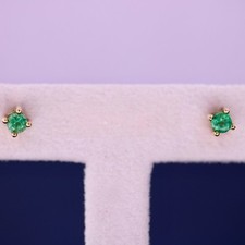 9ct Yellow Gold .56ct Emerald Stud Earrings