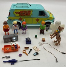 Playmobil Scooby Doo Mystery Machine 70286 &  Scooby and Shaggy with Ghost 70287