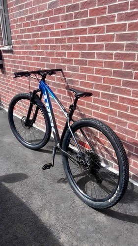 Trek marlin 29in - 8,