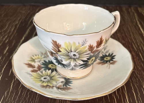 Vintage royal vale england - royal,