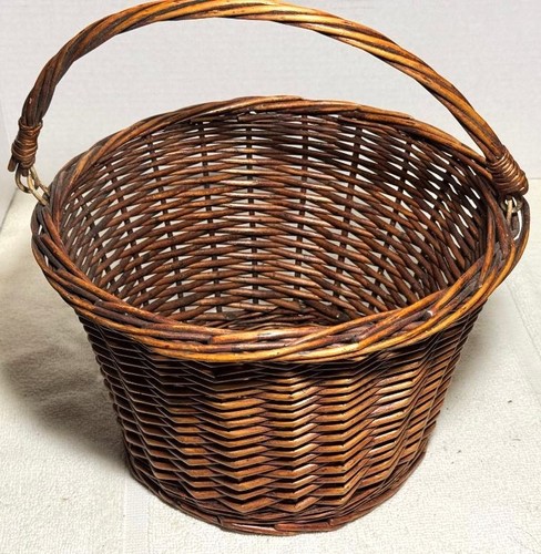 Vintage handled wicker basket
