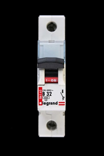 Legrand amp curve - legrand, 32